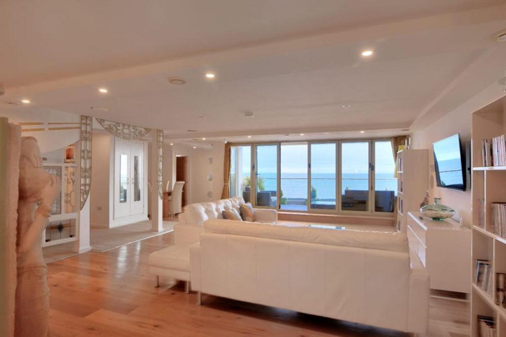 Largigi Offering Two Amazing Panoramic Sea Front Apartments Lyme Regis Eksteriør billede